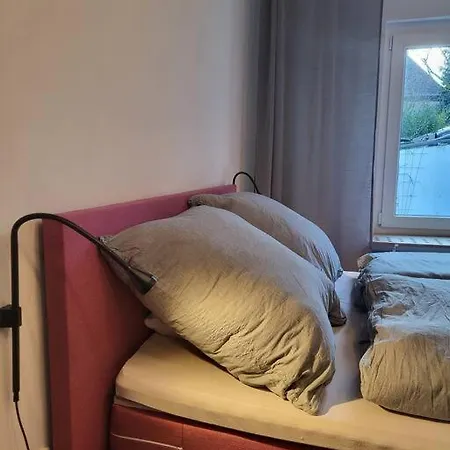 Ruhiges & Veranda Mit Guter Anbindung *