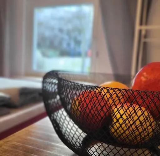 Apartamento Ruhiges & Veranda Mit Guter Anbindung *