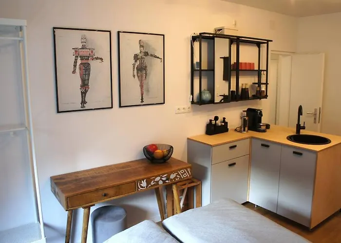 Ruhiges & Veranda Mit Guter Anbindung Apartamento Bochum