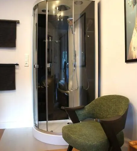 Ruhiges & Veranda Mit Guter Anbindung Bochum